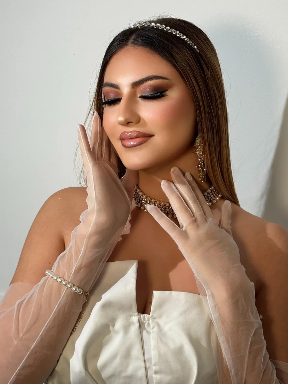 Make-up artiste